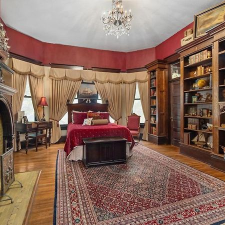 Ross Mansion Bed & Breakfast Хаттисберг Экстерьер фото